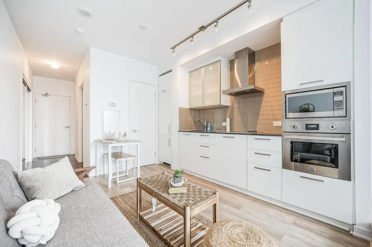 Ferienwohnung Downtown Toronto Gem Apartment