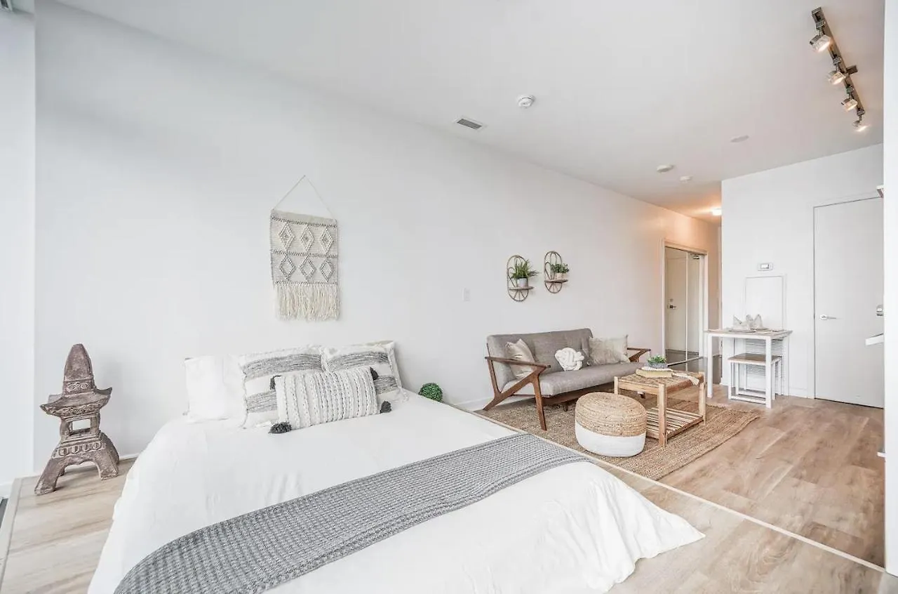 Ferienwohnung Downtown Toronto Gem Apartment